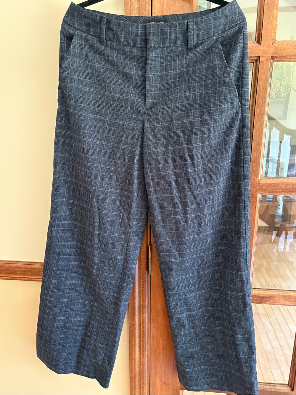 Banana Republic Women’s Plaid Wide-leg Trousers size 10